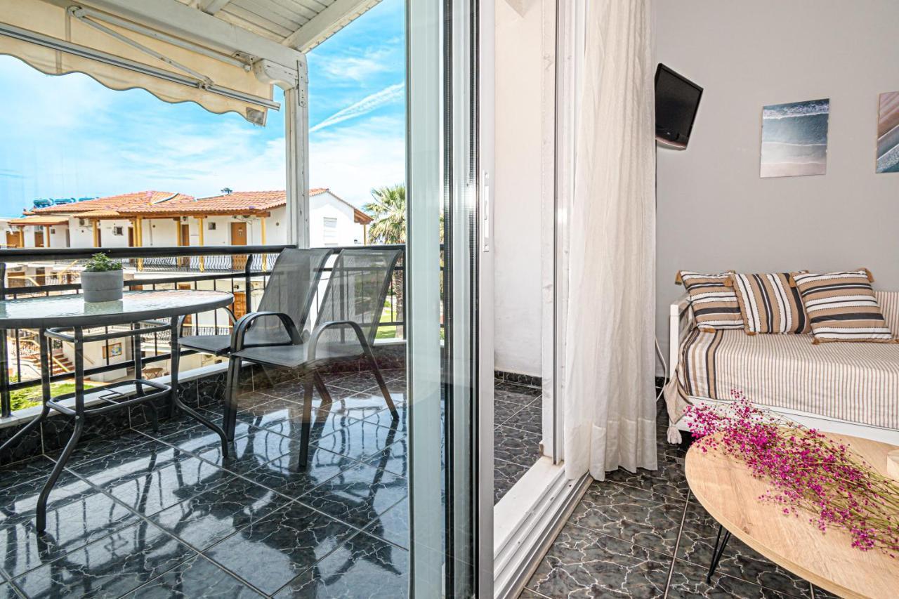 Appartement Nexus Lodging à Chaniotis Extérieur photo
